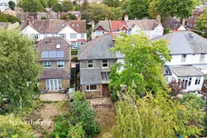 Litchfield Road, Sutton