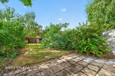 Litchfield Road, Sutton