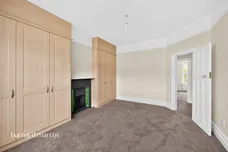 Litchfield Road, Sutton
