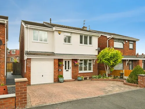 Buckingham Avenue, Wirralphoto