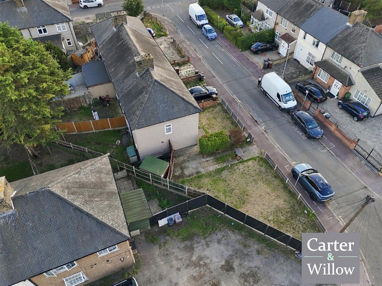 Rothwell Gardens, Dagenham, Essex Image 6
