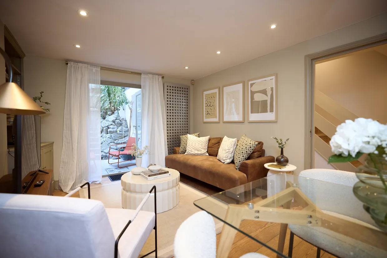 Hatherley Grove, London, W2 photo 2