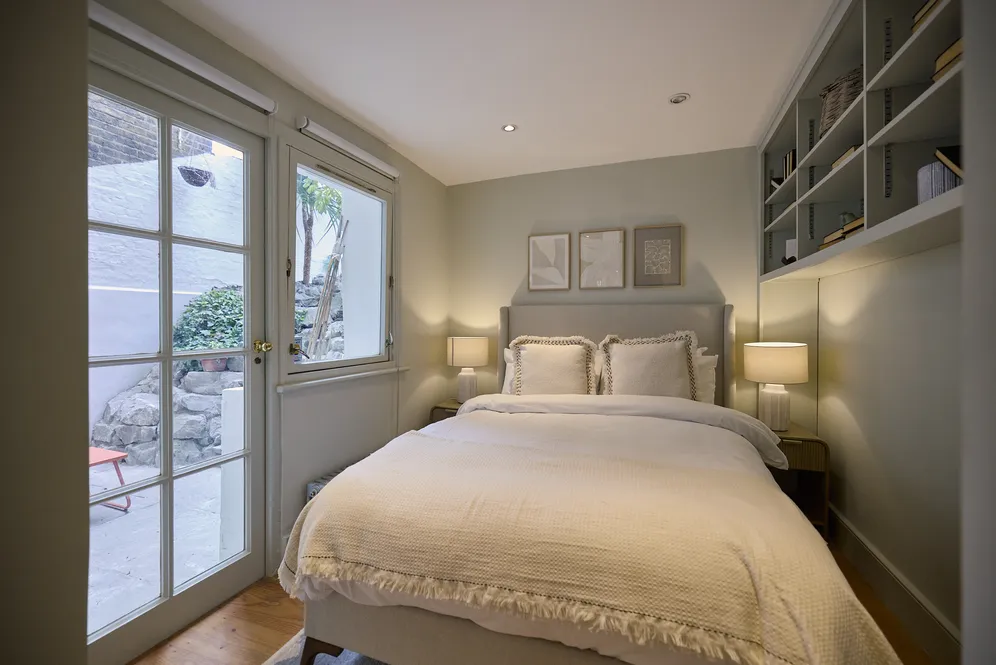 Hatherley Grove, London, W2 photo 4
