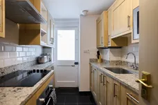 Hatherley Grove, London, W2 photo 7