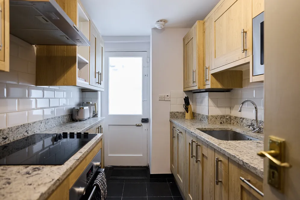 Hatherley Grove, London, W2 photo 7