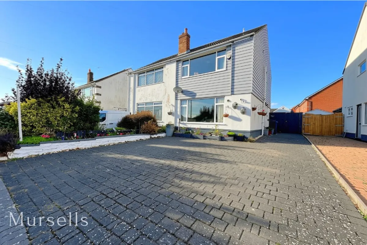 Samson Road, Poole, BH15