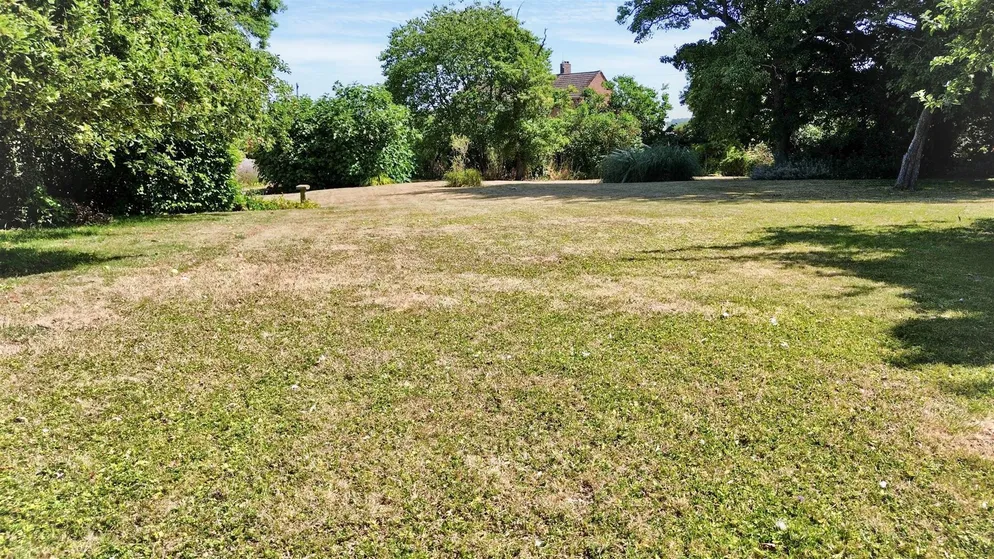 Property carousel item 19