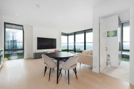 Wards Place, London, E14