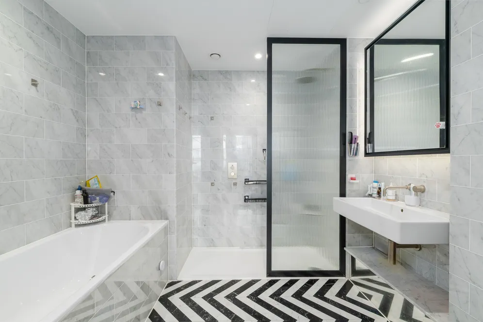 Wards Place, London, E14 photo 8