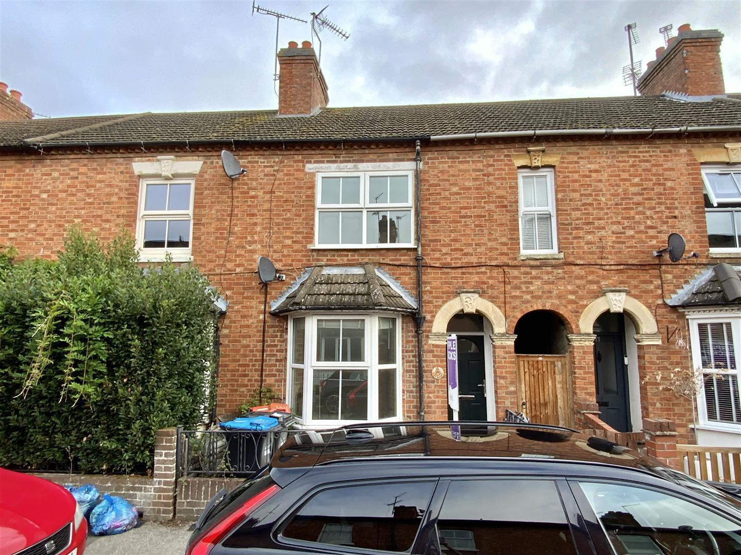 Bury Avenue, Newport Pagnell Image 1
