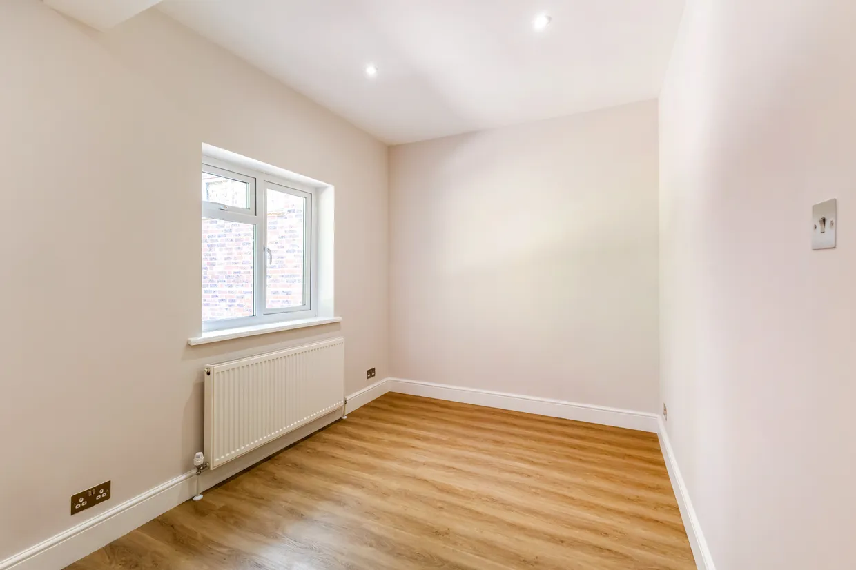 Fallowfield, Stanmore, HA7 photo 16