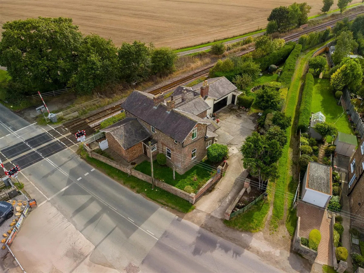 Rice Lane, Flaxton