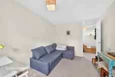 Domville Close, London