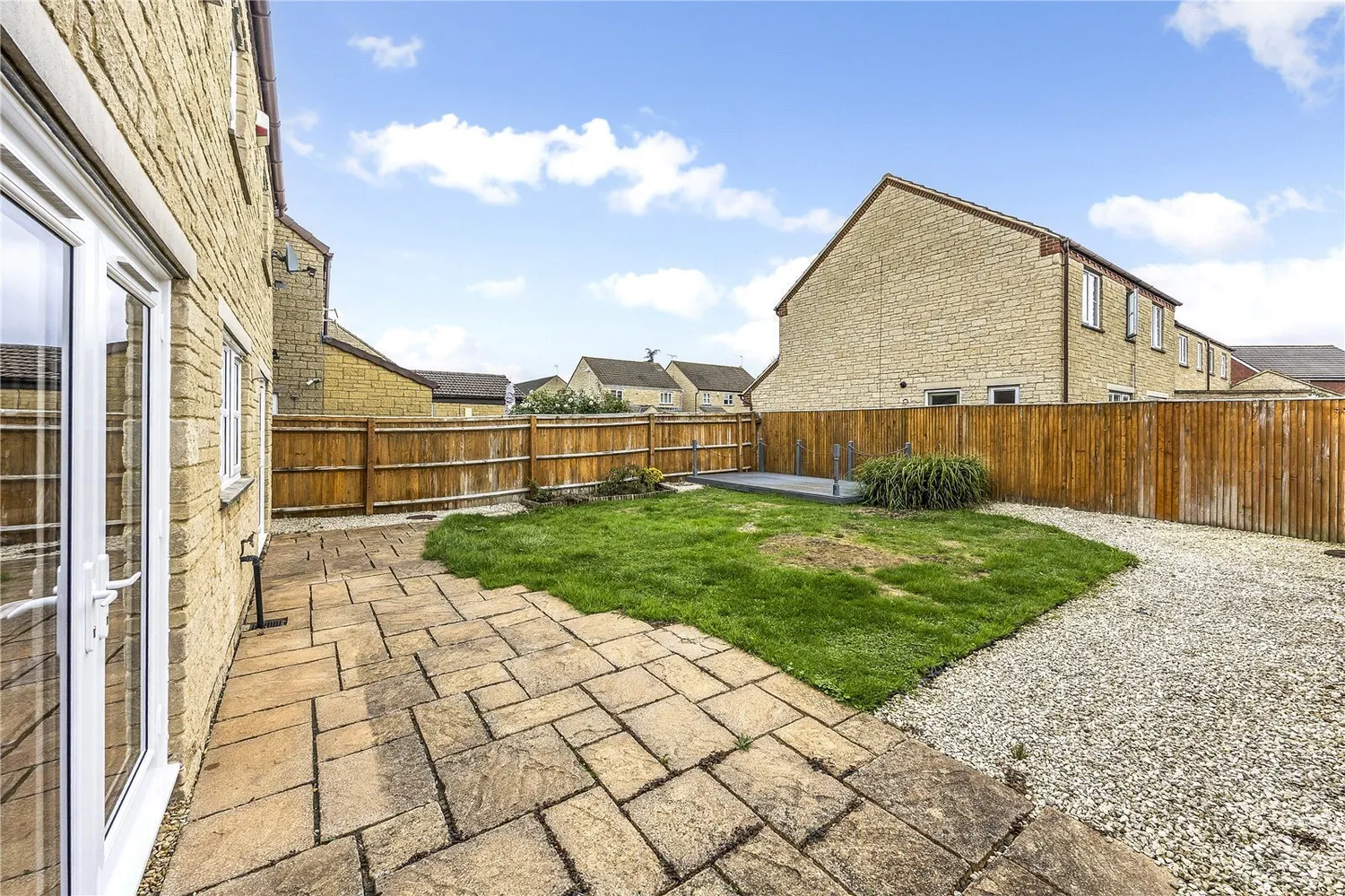 Bluebell Grove, Up Hatherley, GL51 photo 5