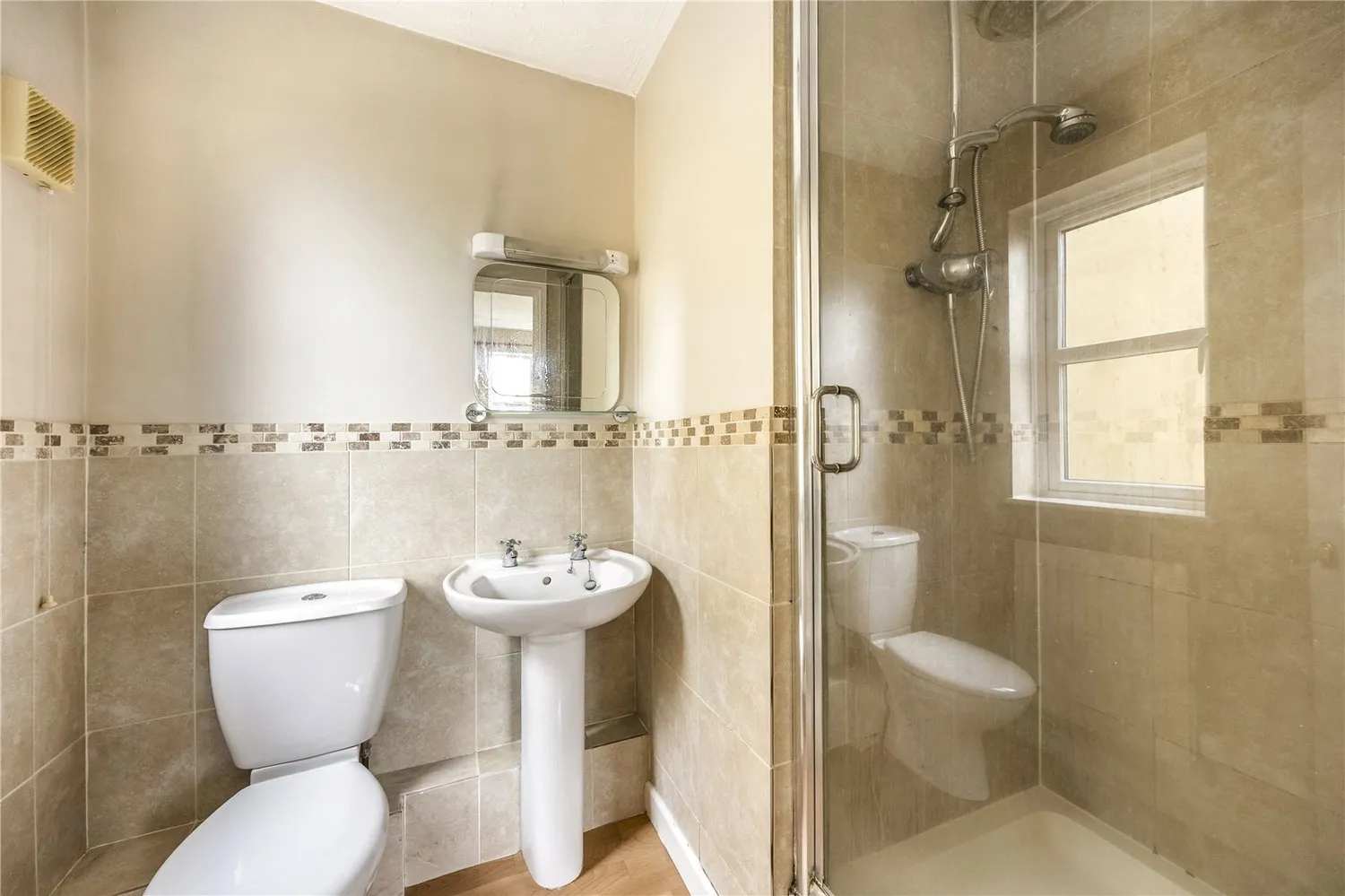 Bluebell Grove, Up Hatherley, GL51 photo 16