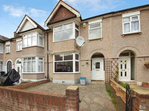 Salisbury Avenue, Barkingphoto