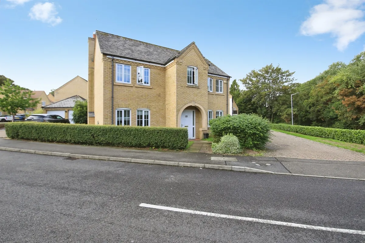Longfield Gate, Orton Longueville, Peterborough