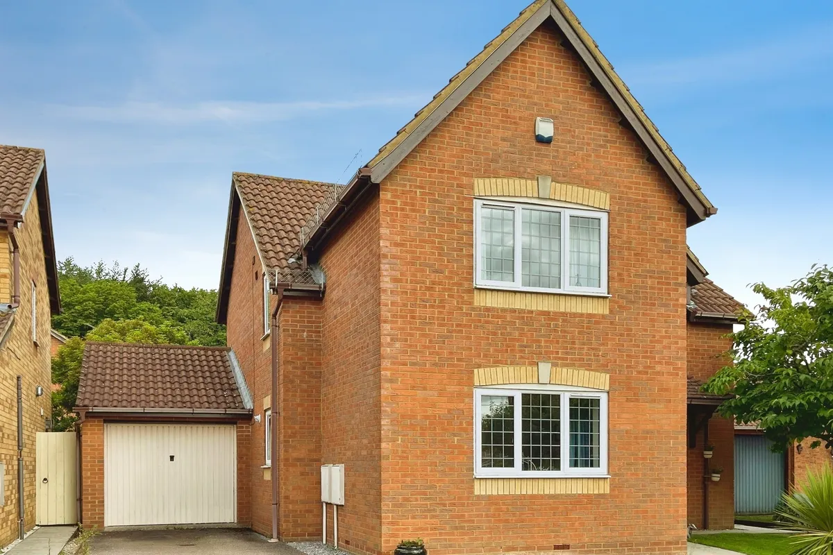 Gordian Way, Stevenage