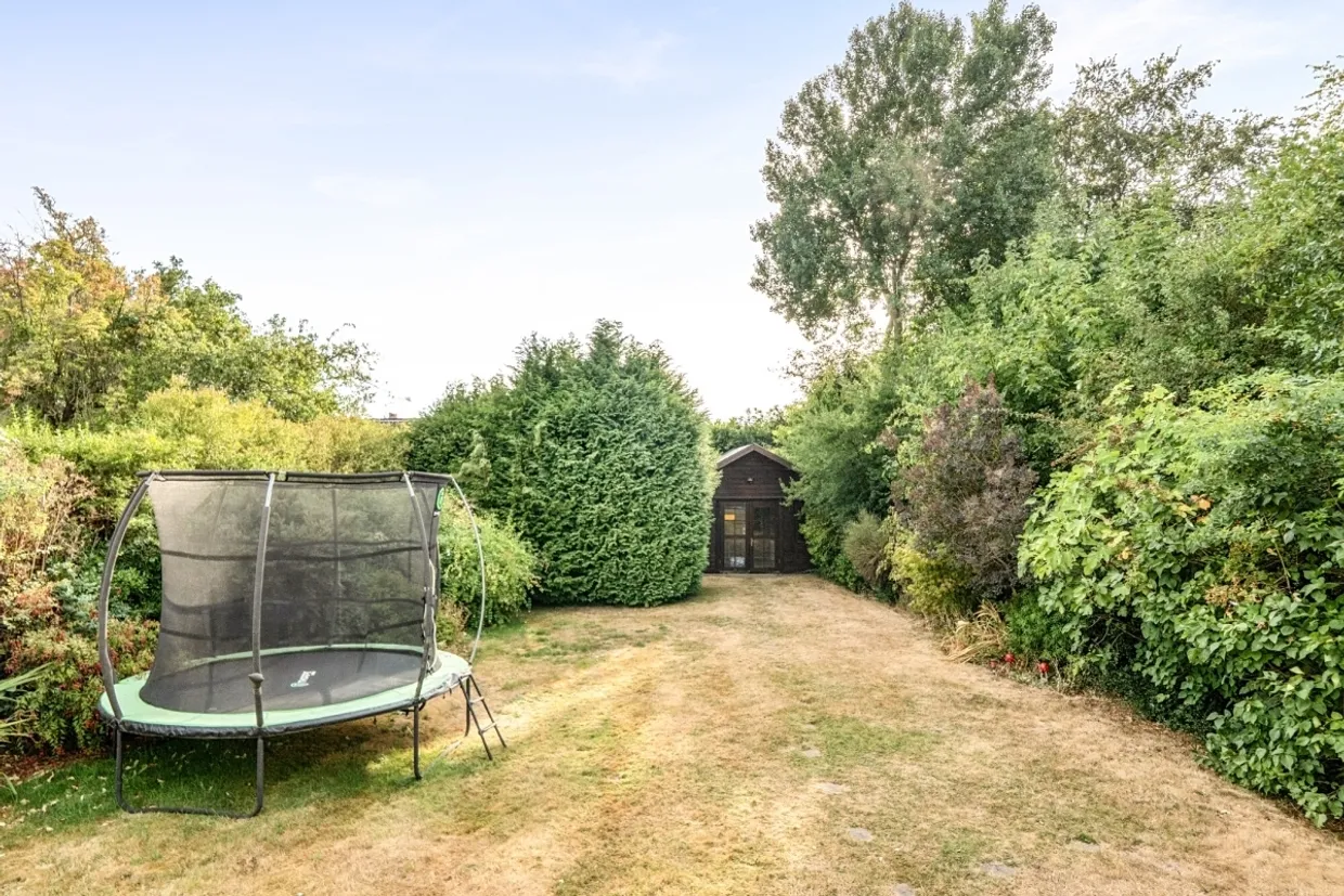 Watling Knoll Radlett WD7 photo 15