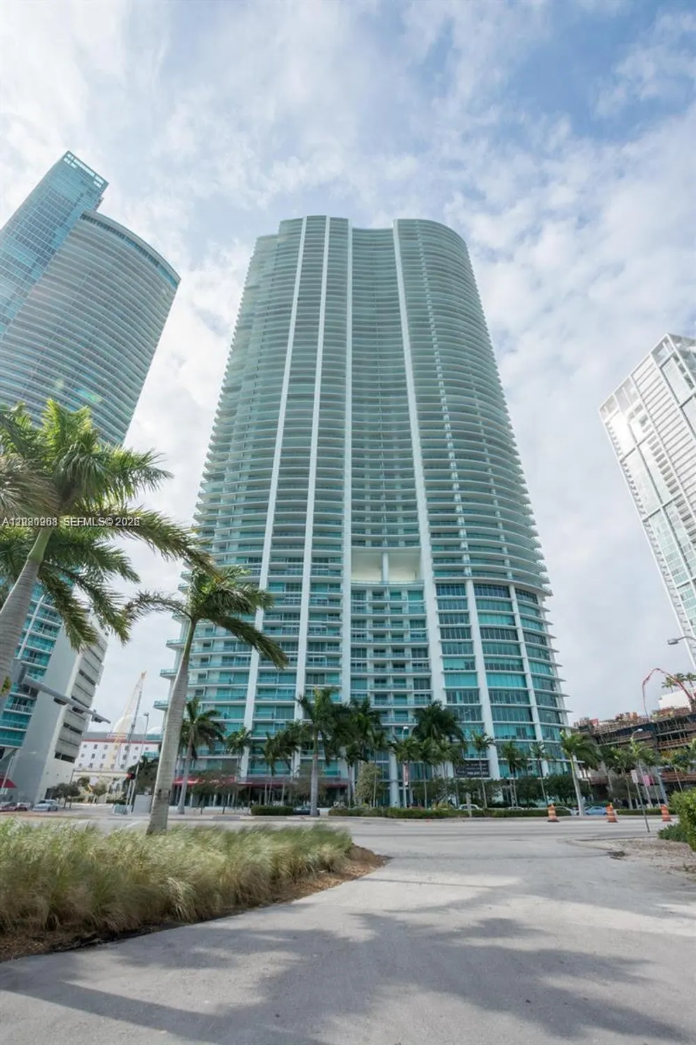 900 Biscayne Blvd, Miami, FL 33132