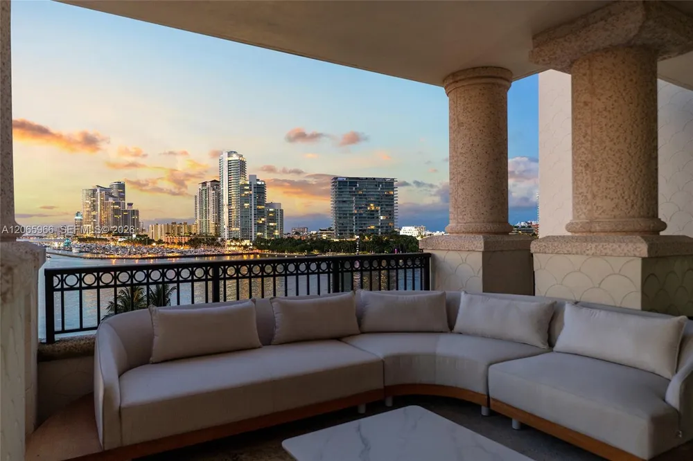 7061 Fisher Island Dr, Miami Beach, FL 33109