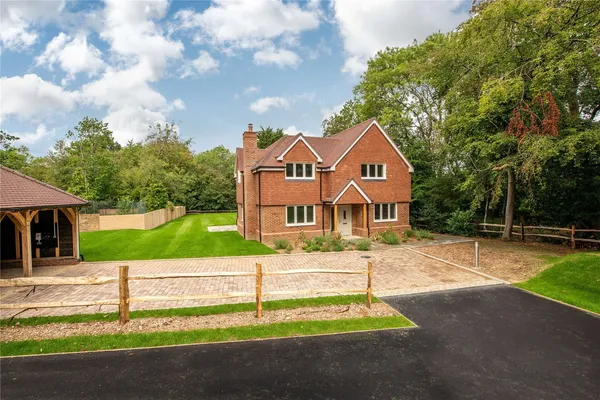 Boxhill Road, Tadworth, KT20 photo 7