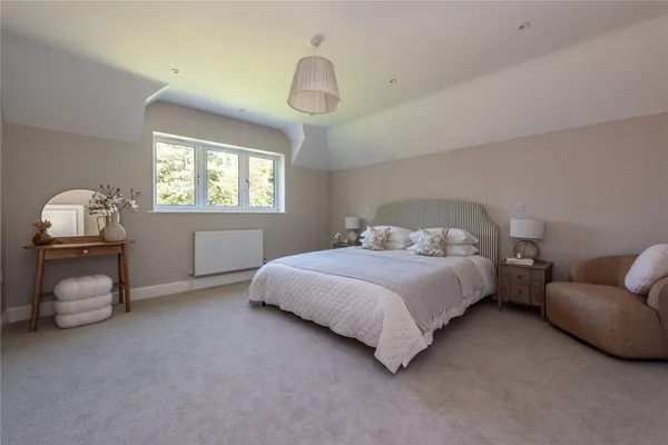 Boxhill Road, Tadworth, KT20 photo 13