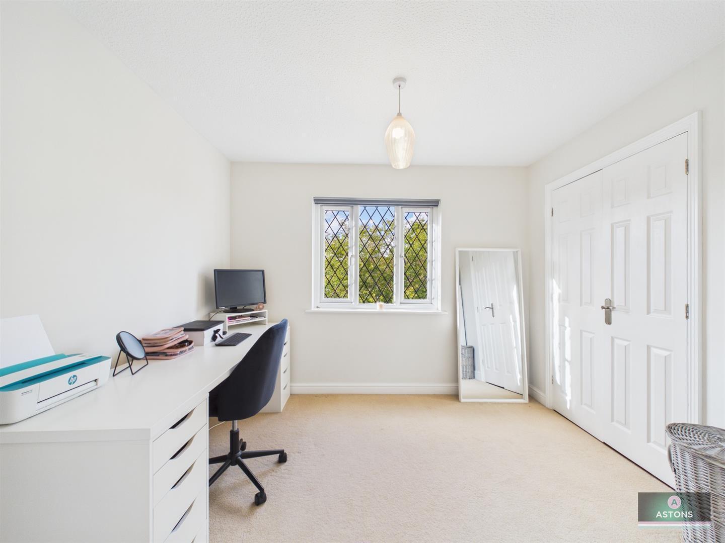 Gregory Close, Maidenbower Image 20