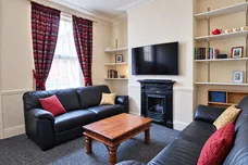 Harold Grove, Leeds