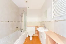4 Constable Close, Friern Barnet, London