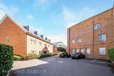 4 Constable Close, Friern Barnet, London