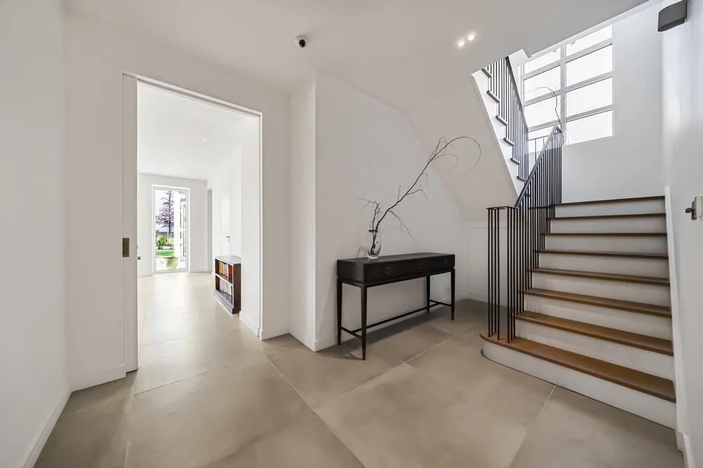 Sandy Lane, Richmond, TW10