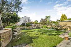 Sandy Lane, Richmond, TW10 photo 15