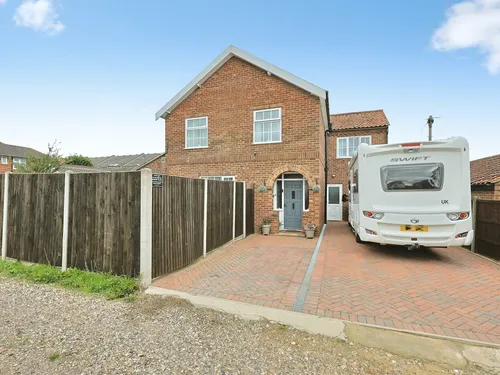 Olney Road, DEREHAMphoto