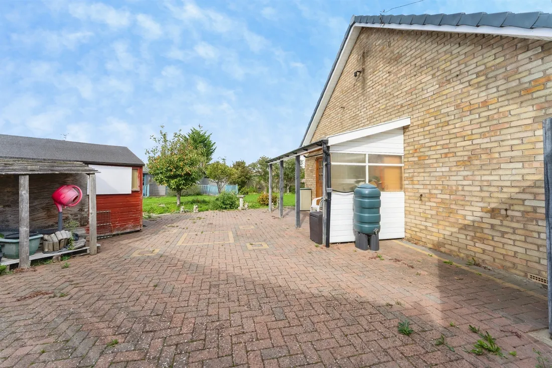 Property photo 11