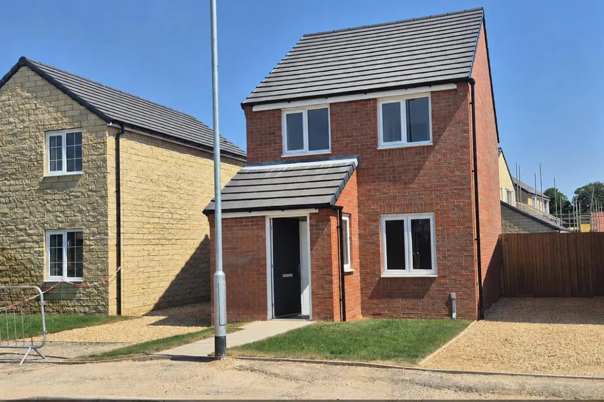 Violet Gardens, Sutterton, BOSTON