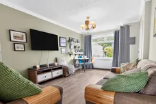 Douglas Avenue, Elderslie, Johnstone