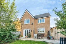 Blanket Way, WITNEY