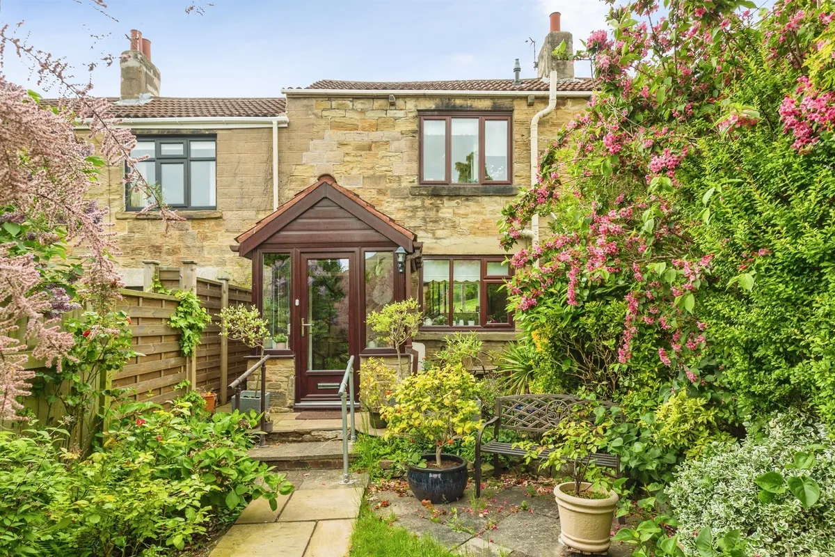 Clarendon Cottages, Ossett