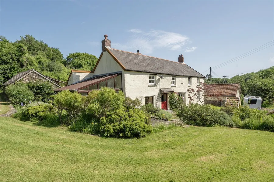 Property Image 4
