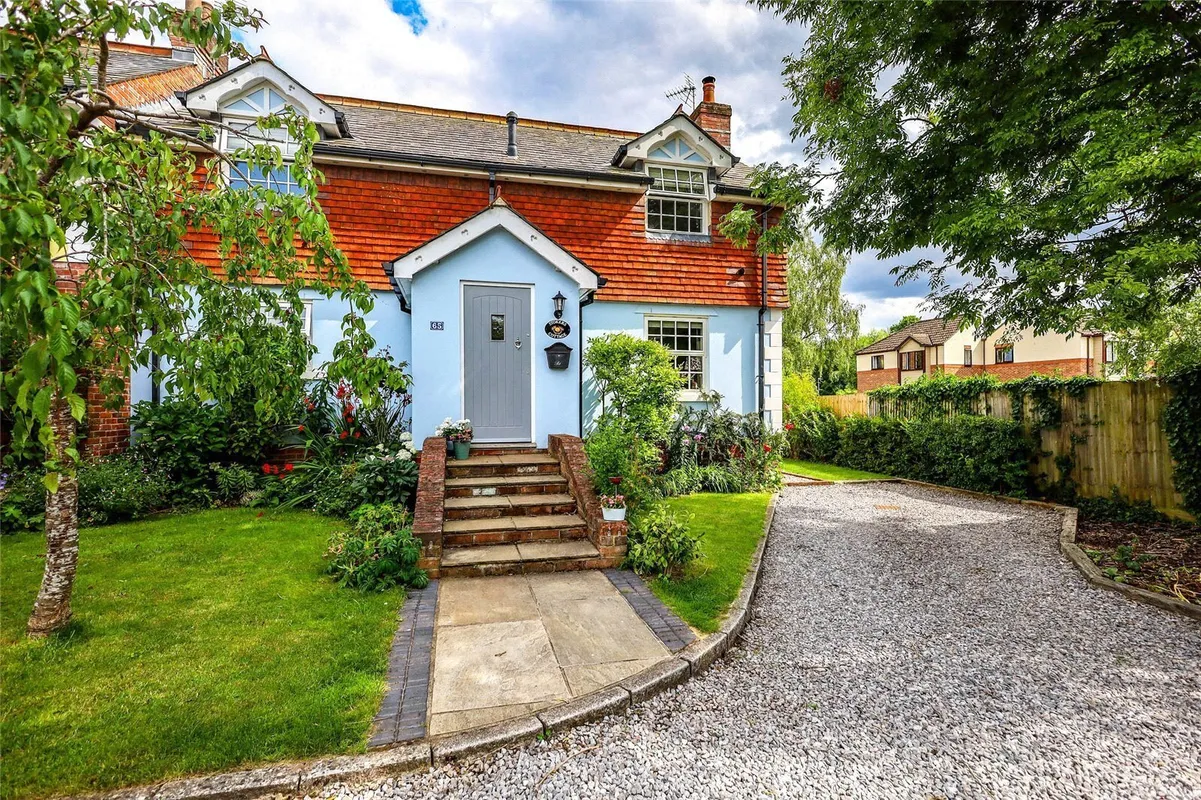 Station Road, Liss, Hampshire, GU33