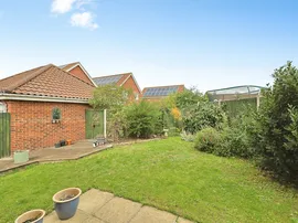 Monarch Close, Wymondham thumb 3