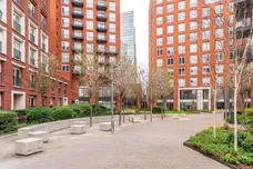 Exchange Gardens, London, SW8 photo 9
