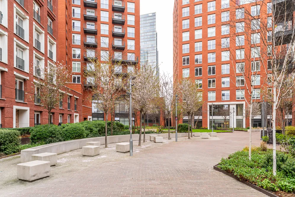 Exchange Gardens, London, SW8 photo 9