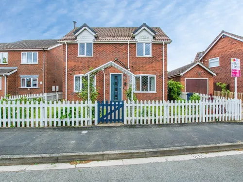 Marshall Grove, Butterwick, Bostonphoto