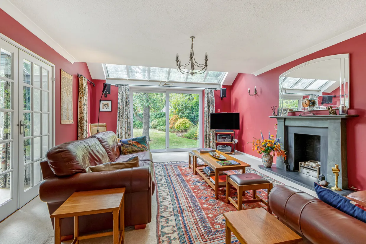 Manor Road, Teddington, TW11 photo 2