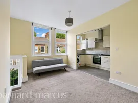 Salterford Road, LONDON photo