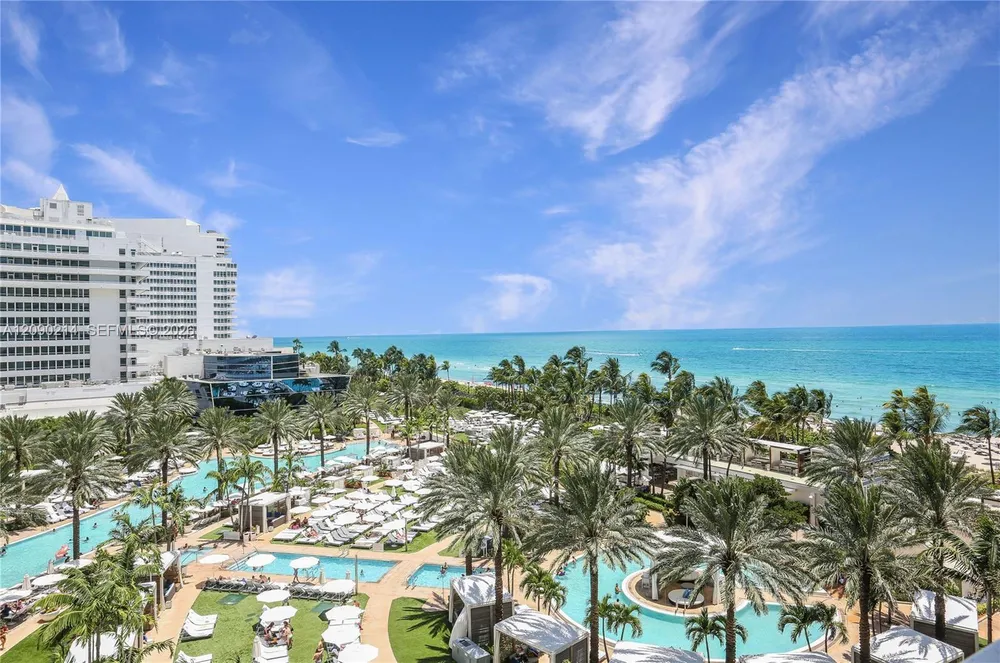 4391 Collins Ave, Miami Beach, FL 33140