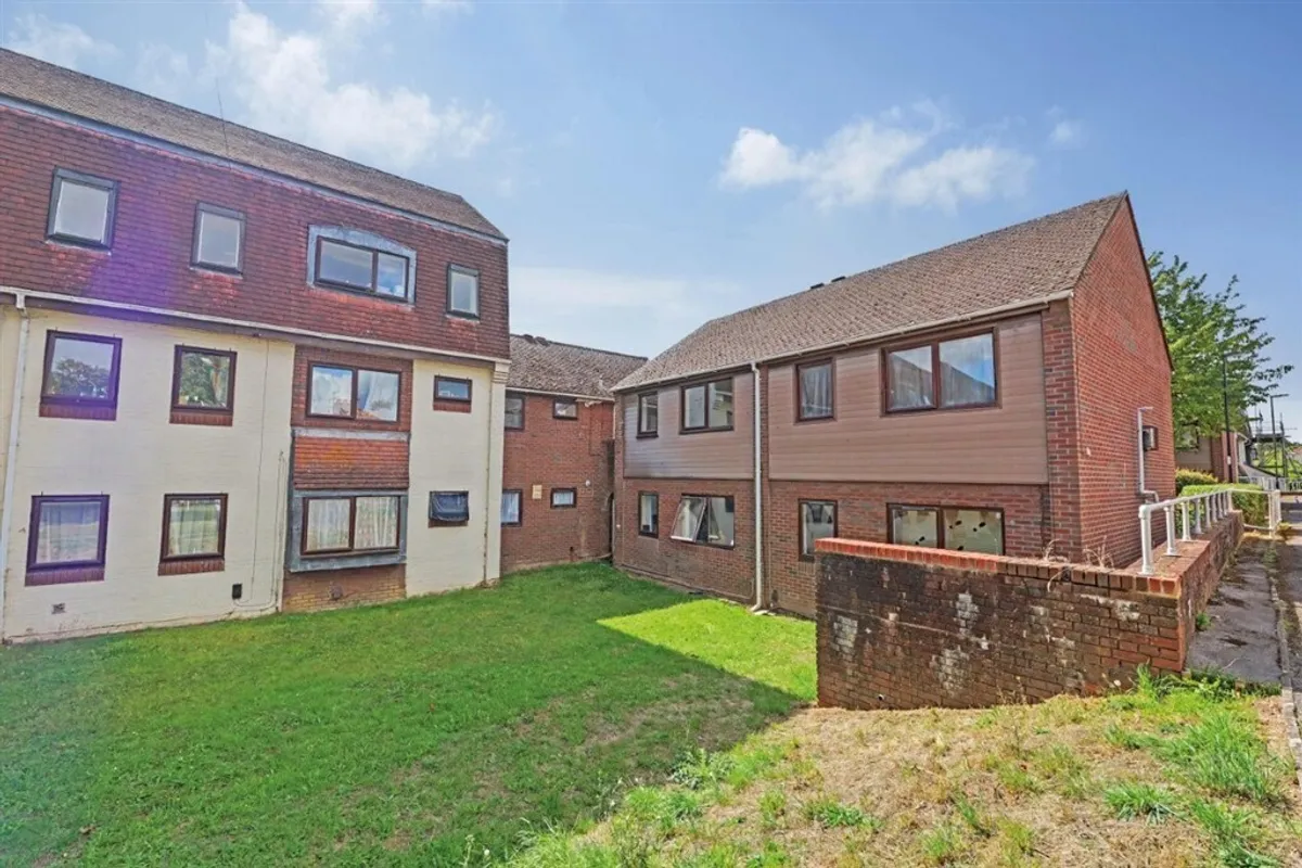 Itchenside Close, SWAYTHLING