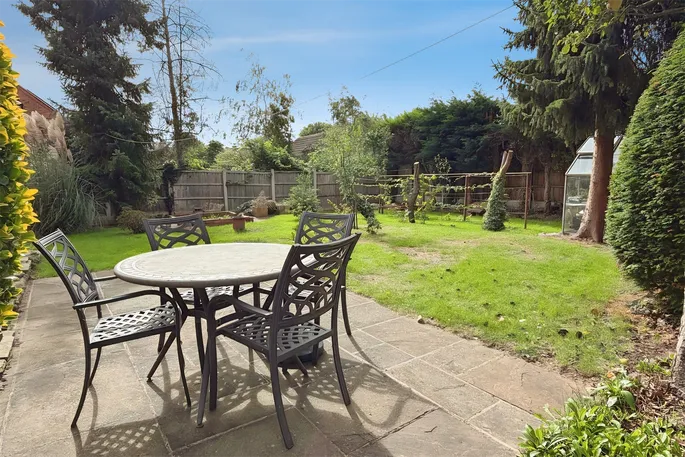 Property carousel image 35